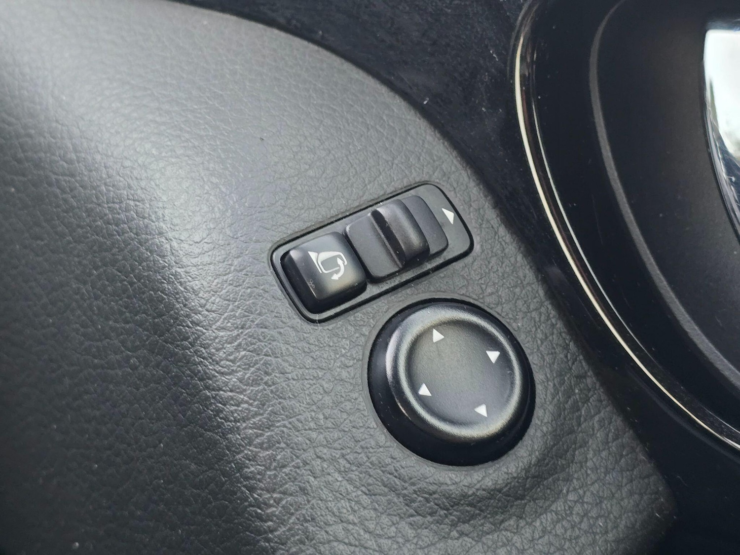 Used Nissan Qashqai 2016 for sale - 77248202: Photo 28