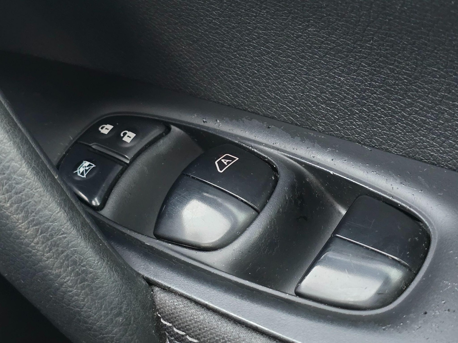 Used Nissan Qashqai 2016 for sale - 77248202: Photo 29