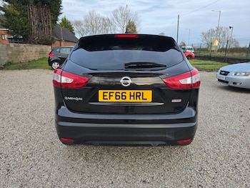 Used Nissan Qashqai 2016 for sale - 77248202: Photo