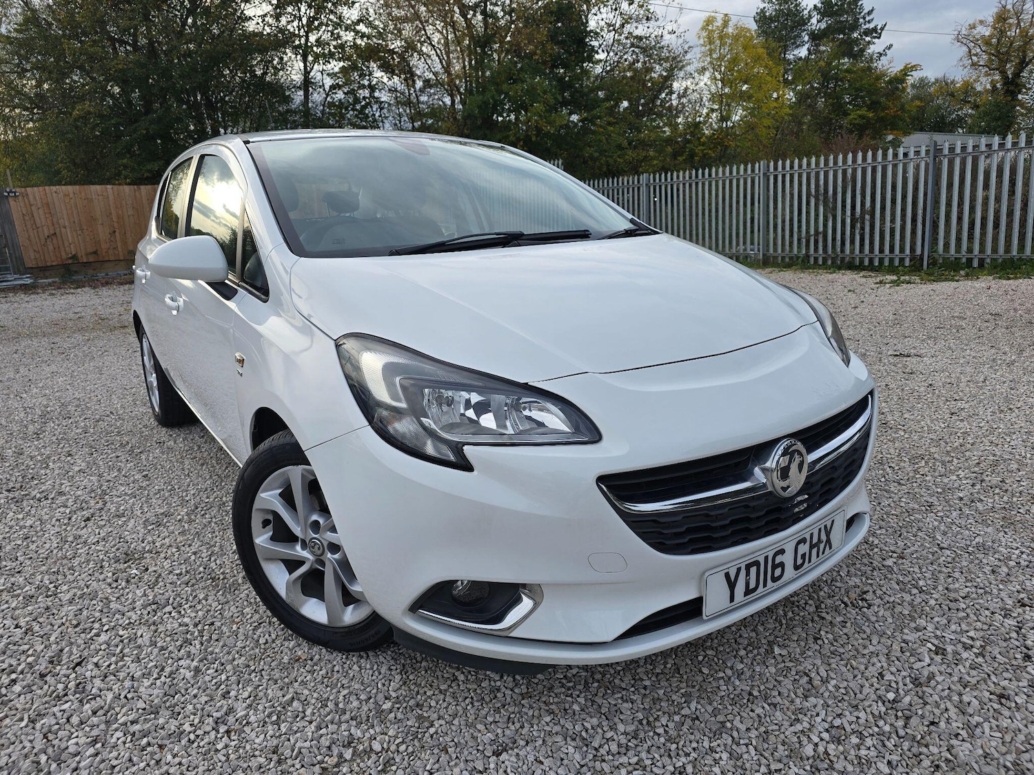 Used Vauxhall Corsa 2016 for sale - 76378032: Photo 1
