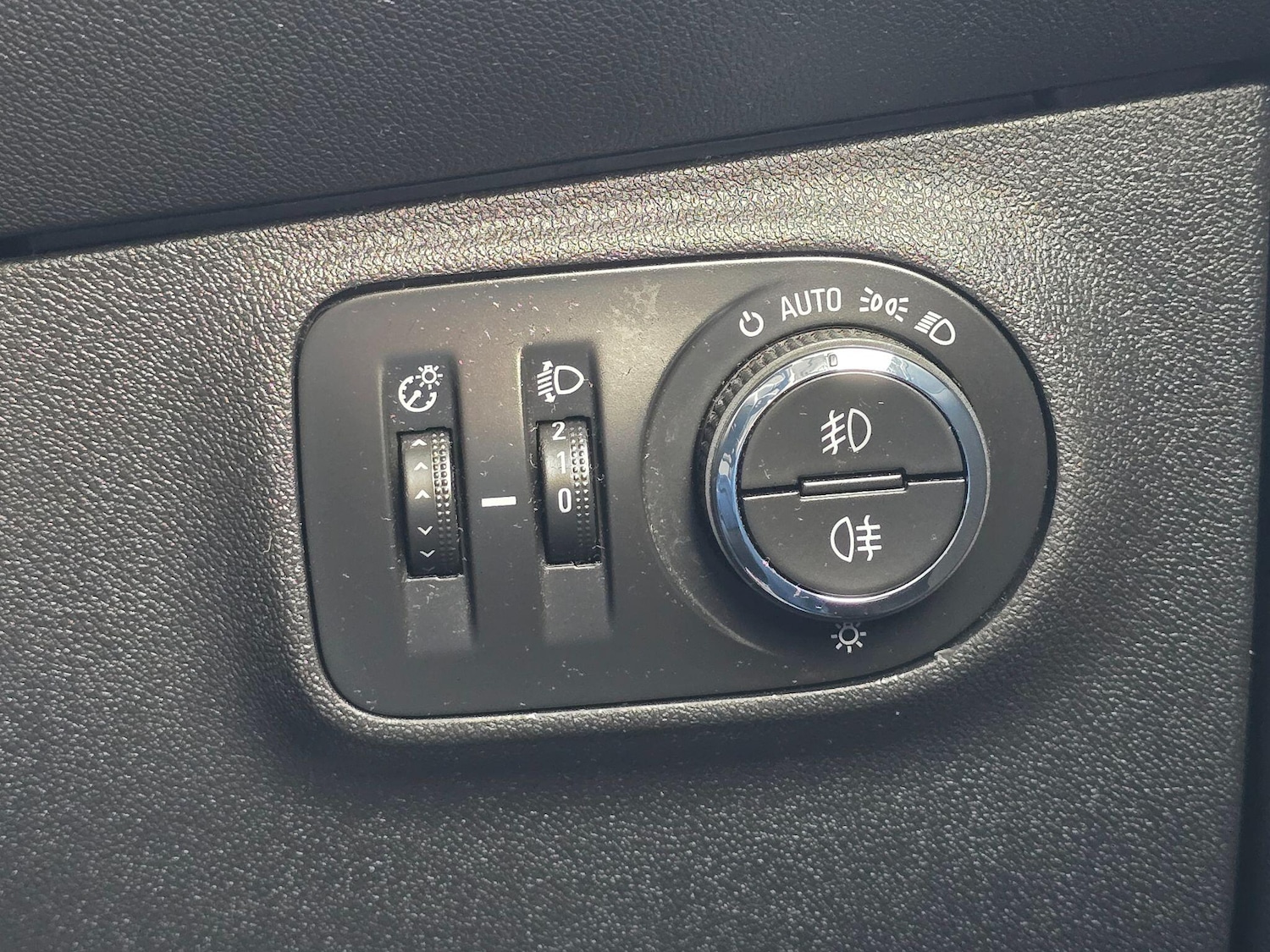 Used Vauxhall Corsa 2016 for sale - 76378032: Photo 26
