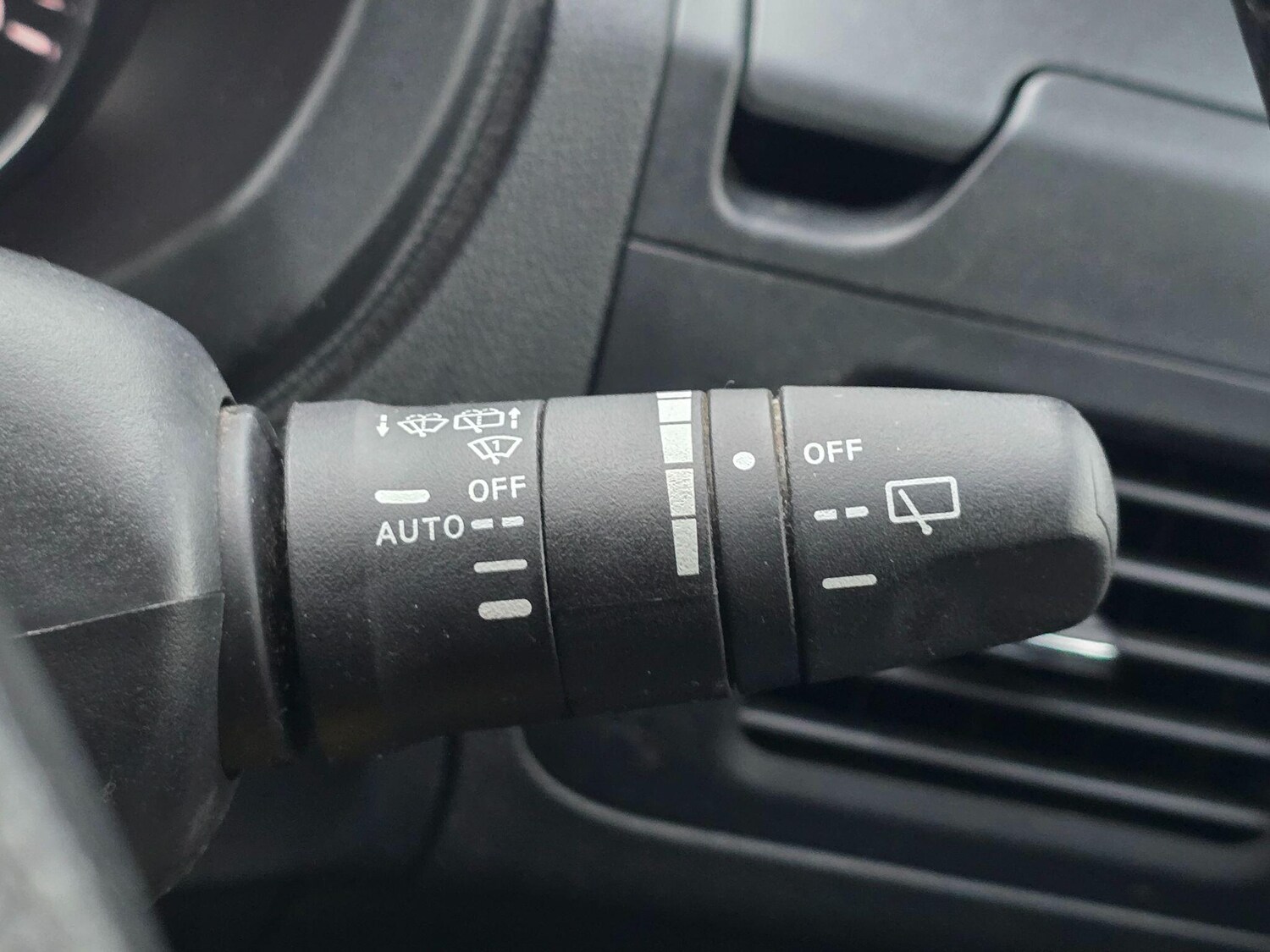 Used Nissan X-Trail 2011 for sale - 77738209: Photo 26