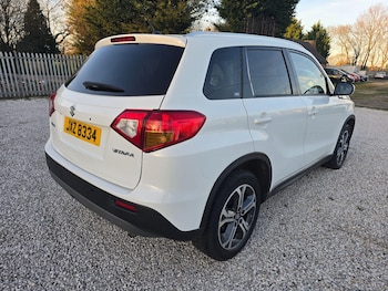 Used Suzuki Vitara 2016 for sale - 77670577: Photo