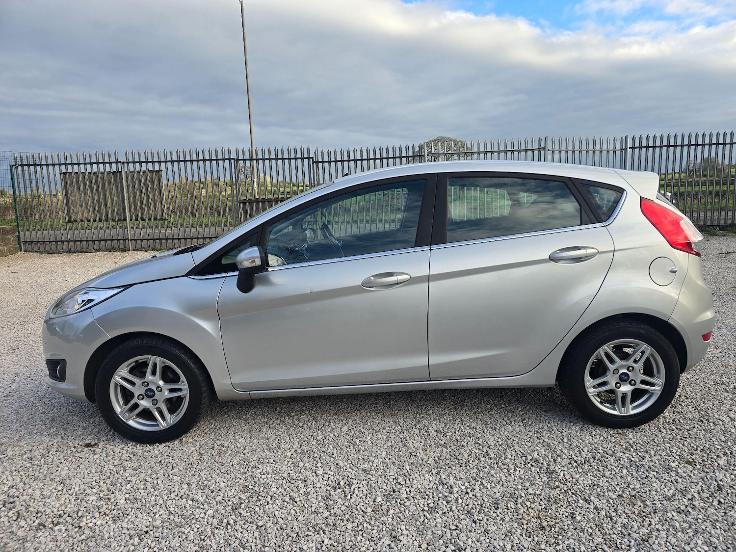 Used Ford Fiesta 2013 for sale - 78141407: Photo 6