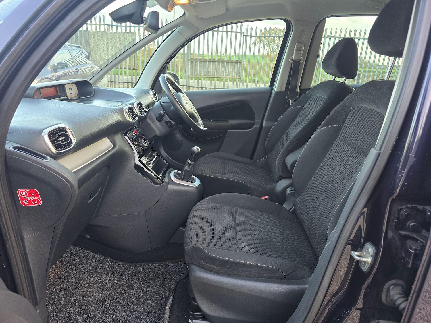 Used Citroen C3 Picasso 2013 for sale - 76572219: Photo 13