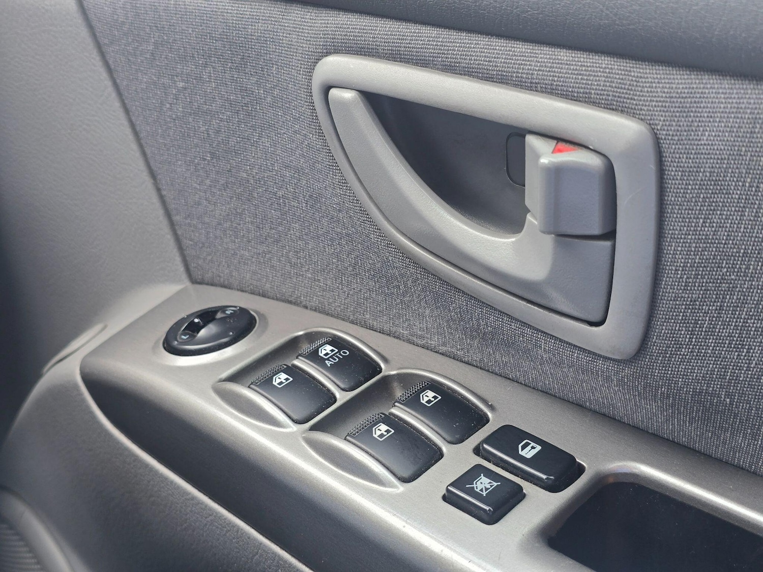 Used Kia Sorento 2006 for sale - 77248206: Photo 23