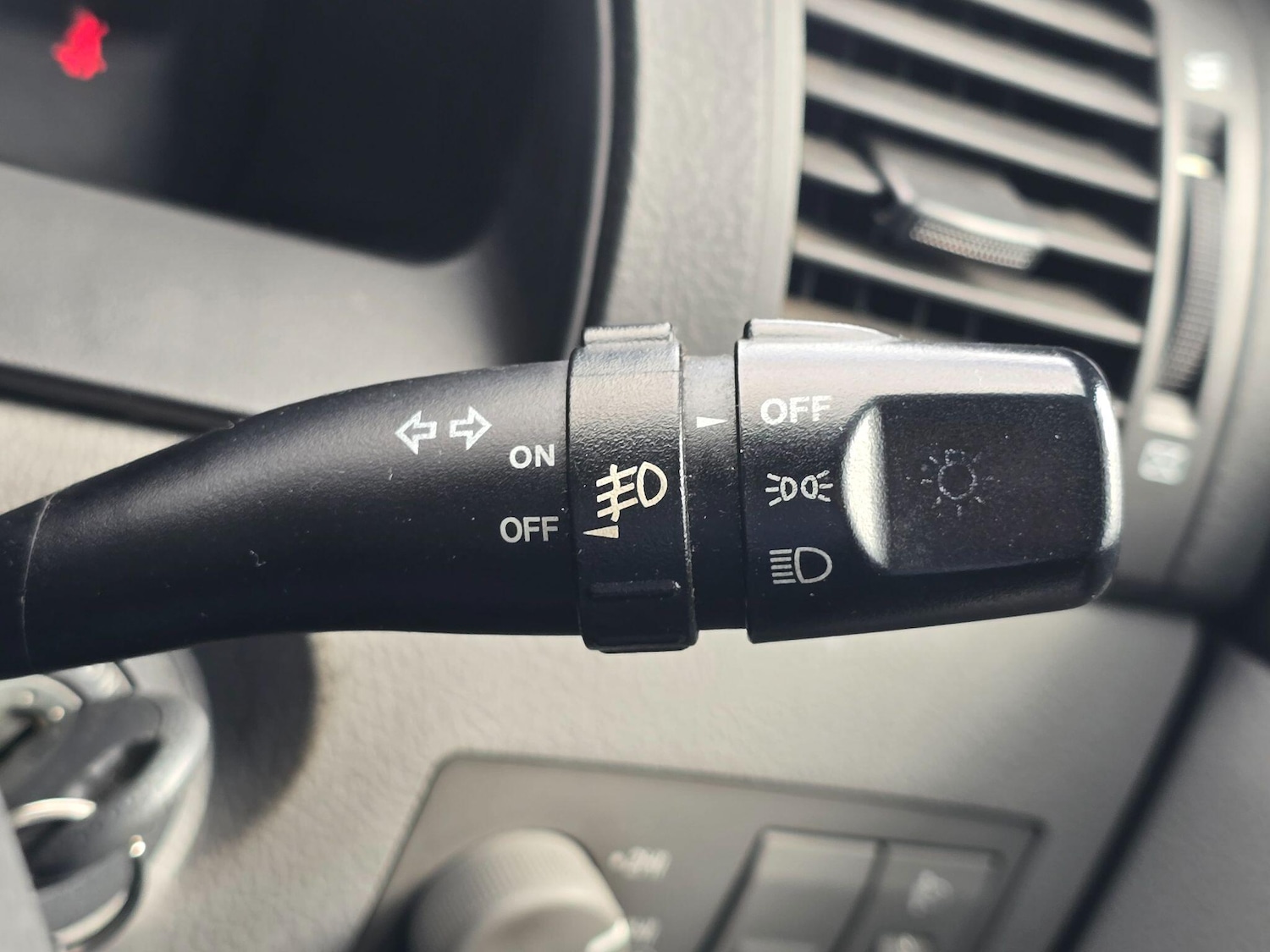 Used Kia Sorento 2006 for sale - 77248206: Photo 25