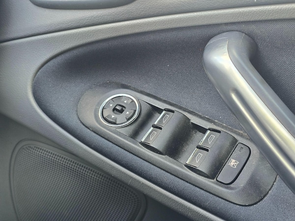 Used Ford S-Max 2009 for sale - 75199524: Photo 26