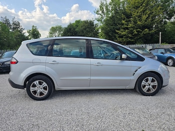 Used Ford S-Max 2009 for sale - 75199524: Photo