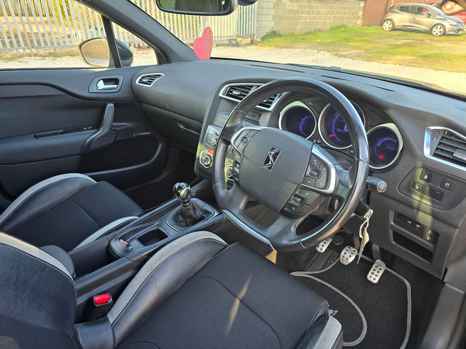 Used Citroen DS4 2014 for sale - 77793611: Photo 10