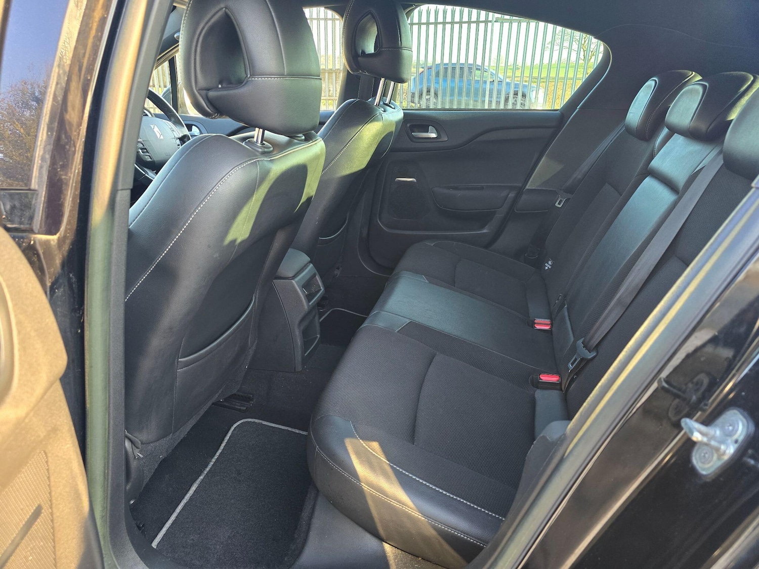 Used Citroen DS4 2014 for sale - 77793611: Photo 14