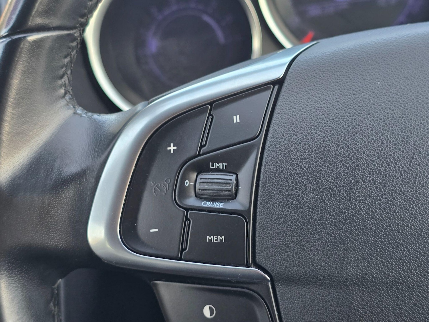 Used Citroen DS4 2014 for sale - 77793611: Photo 21