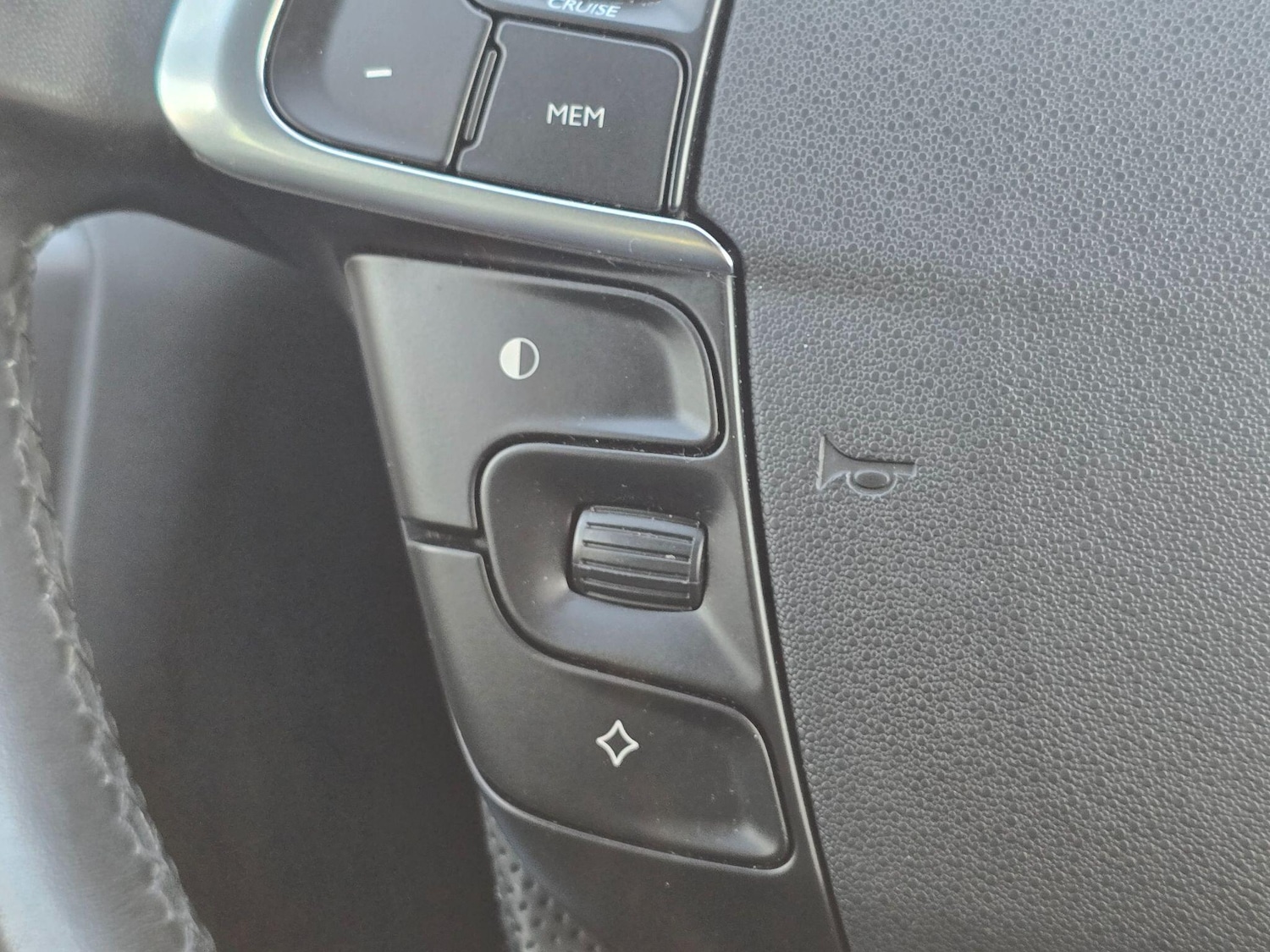 Used Citroen DS4 2014 for sale - 77793611: Photo 22