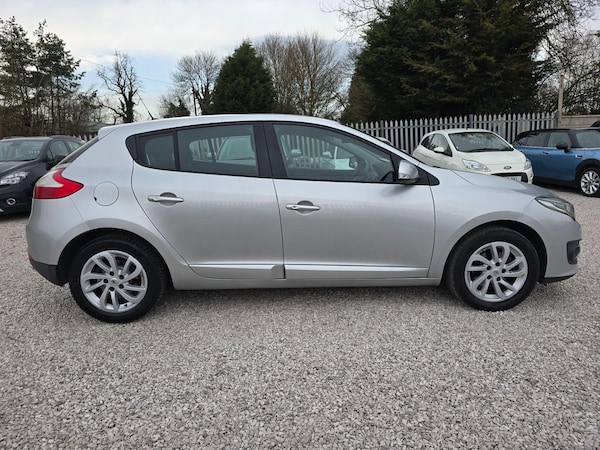 Used Renault Megane 2014 for sale - 75200046: Photo 2