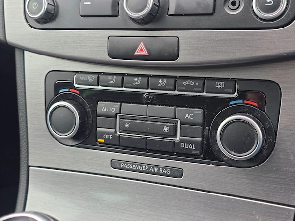 Used Volkswagen Passat 2011 for sale - 75200267: Photo 18