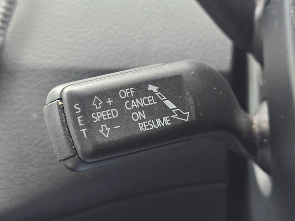 Used Volkswagen Passat 2011 for sale - 75200267: Photo 24