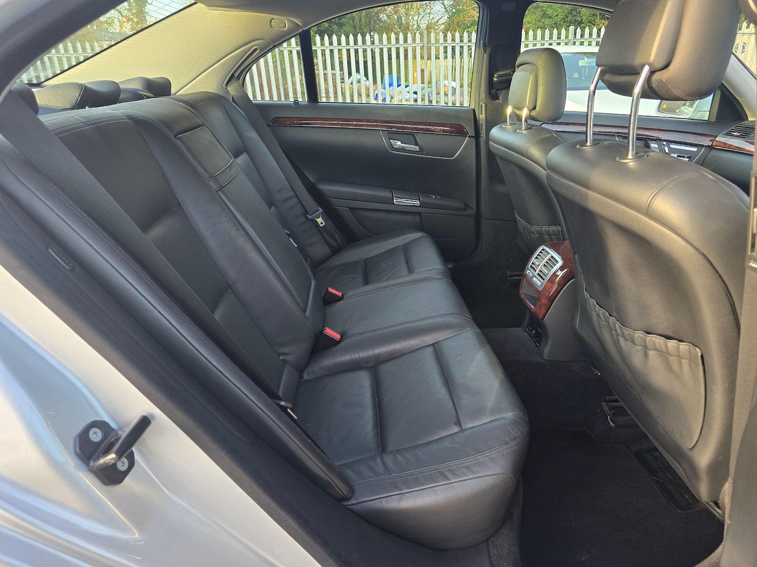 Used Mercedes-Benz S Class 2011 for sale - 76572208: Photo 15