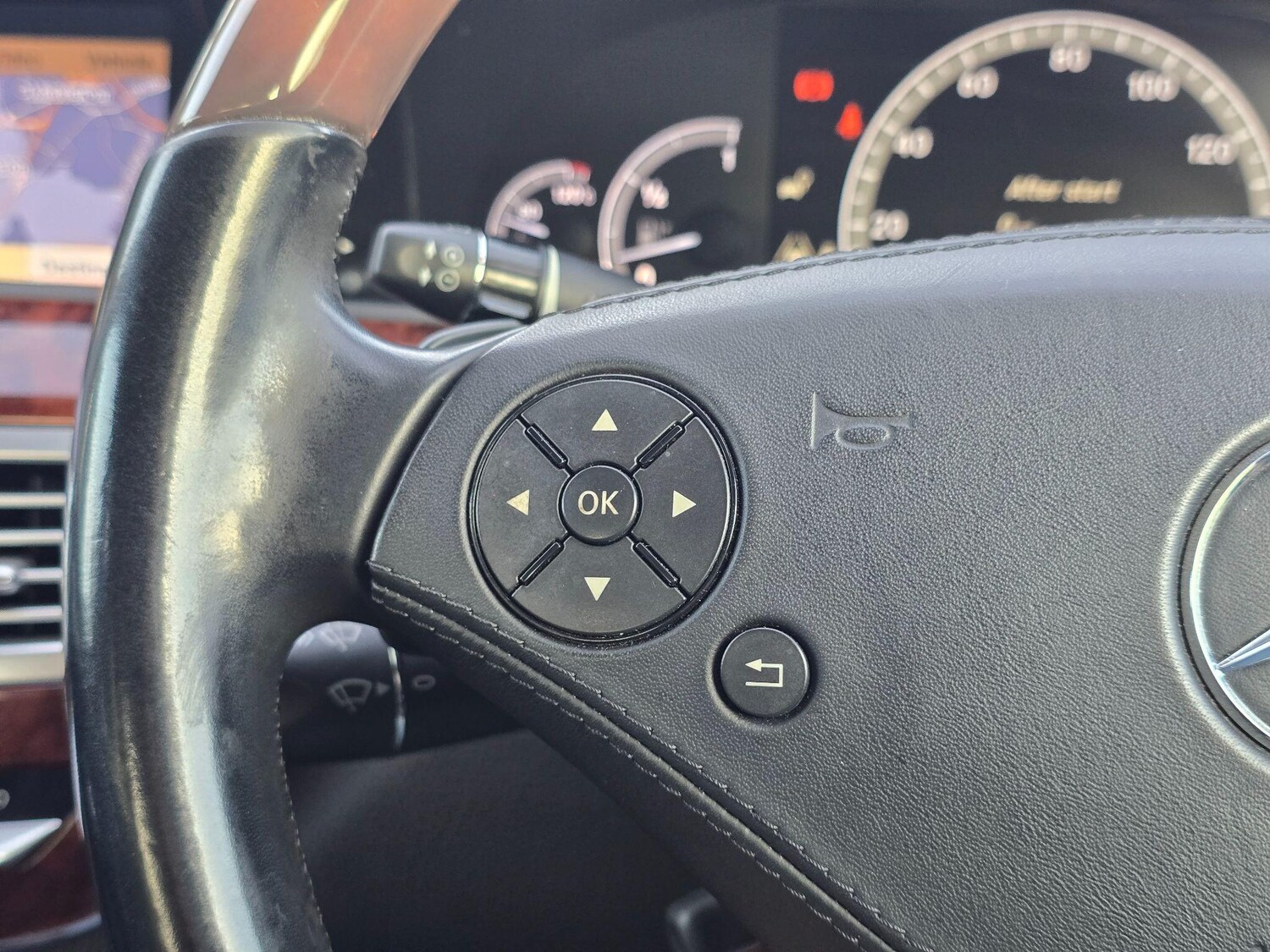 Used Mercedes-Benz S Class 2011 for sale - 76572208: Photo 22