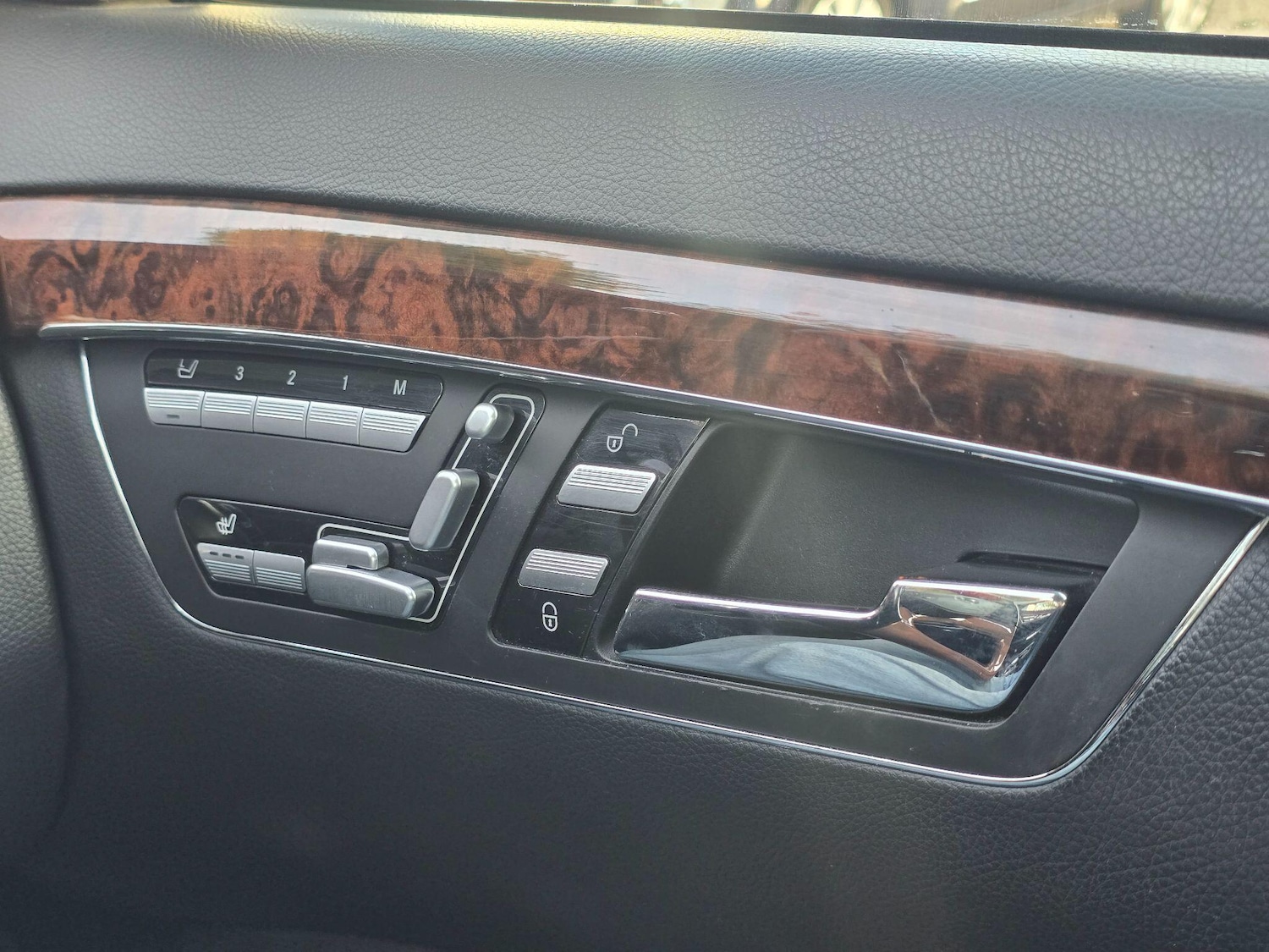 Used Mercedes-Benz S Class 2011 for sale - 76572208: Photo 26