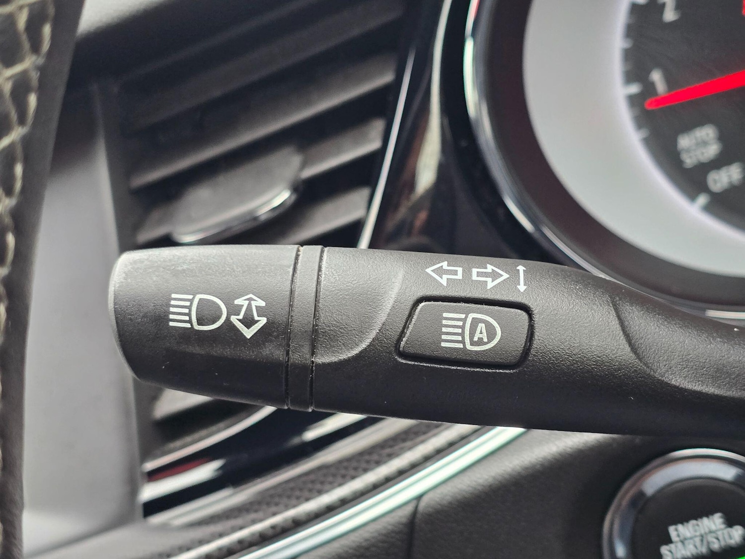 Used Vauxhall Insignia 2019 for sale - 77255309: Photo 25