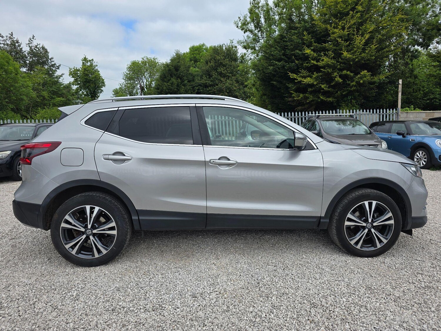 Used Nissan Qashqai 2018 for sale - 77248203: Photo 2