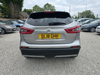 Used Nissan Qashqai 2018 for sale - 77248203: Photo