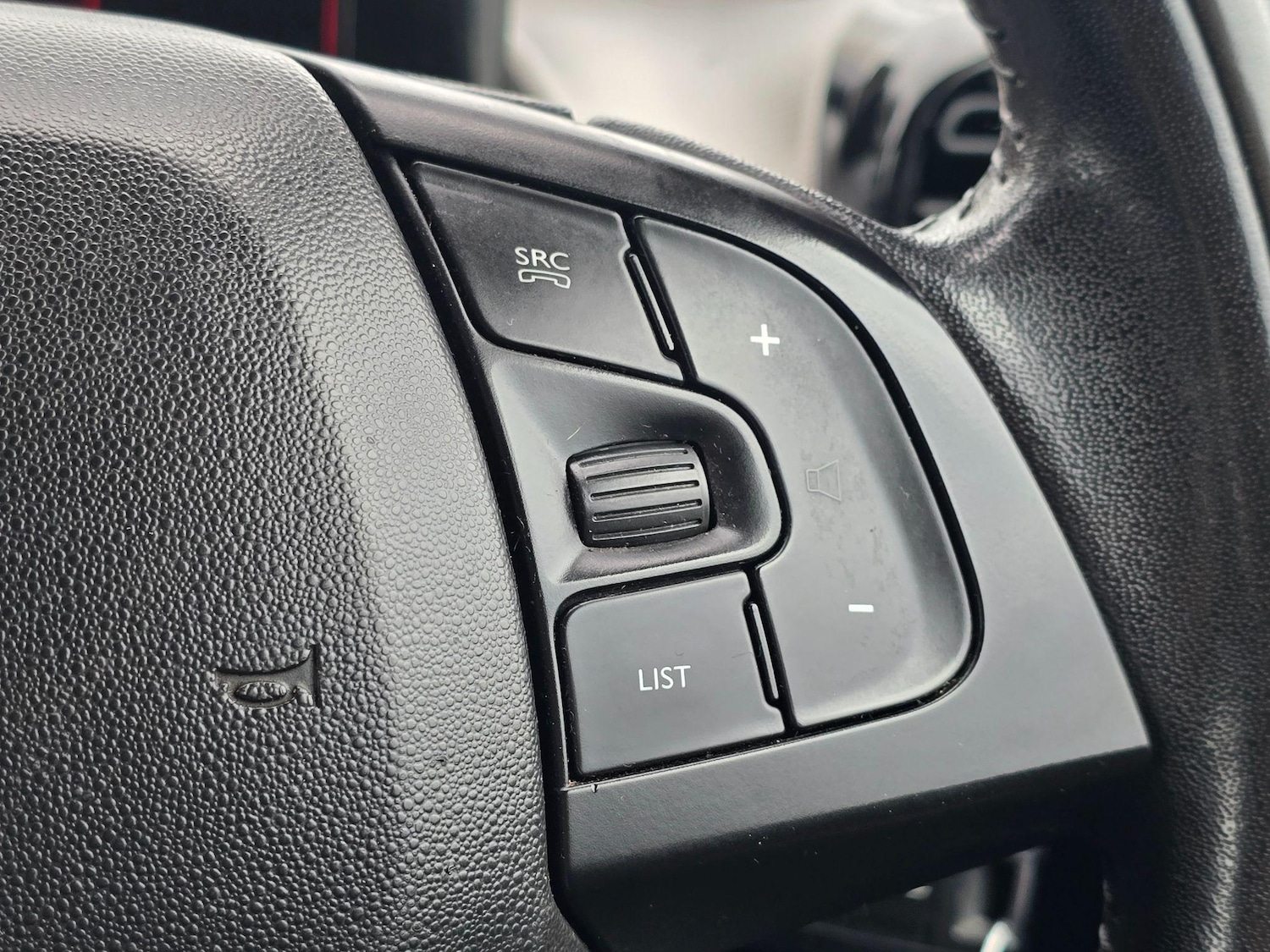 Used Citroen C4 Cactus 2015 for sale - 77248196: Photo 21