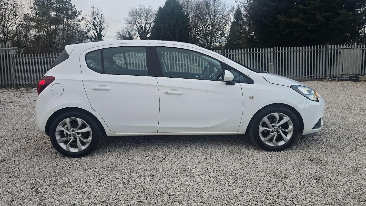 Used Vauxhall Corsa 2018 for sale - 77315001: Photo 2