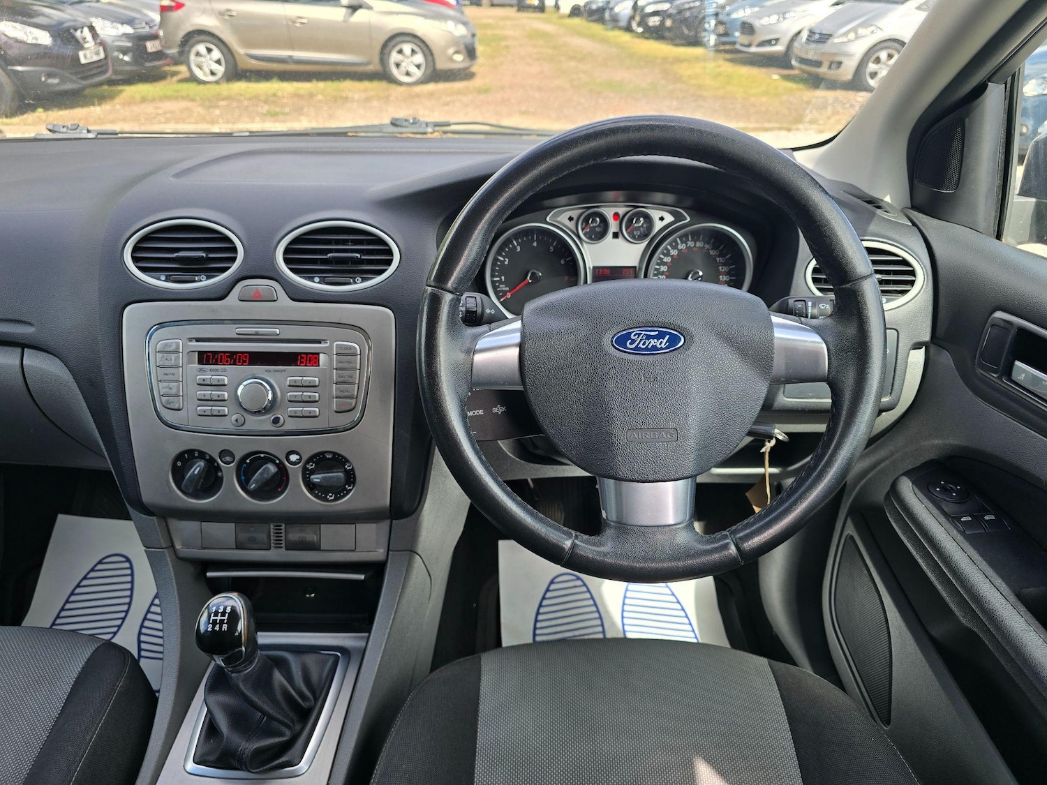 Used Ford Focus 2009 for sale - 77248199: Photo 15