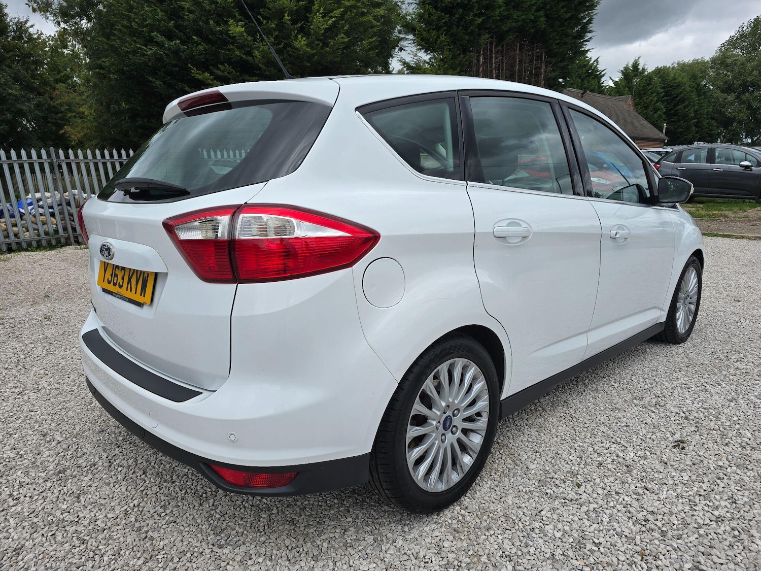 Used Ford C-Max 2013 for sale - 77248190: Photo 8