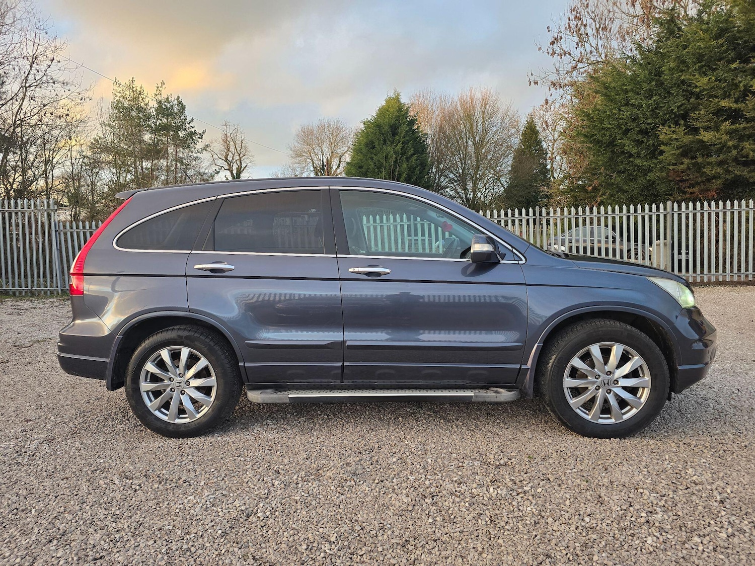 Used Honda CR-V 2011 for sale - 77255320: Photo 2