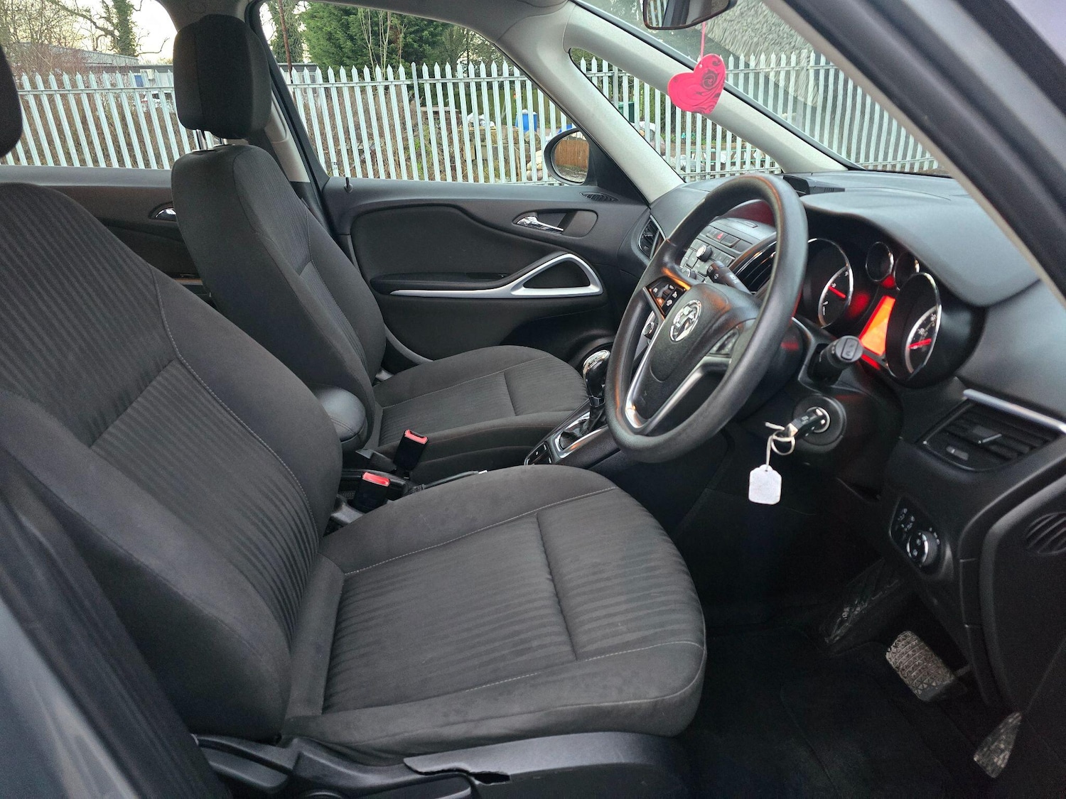 Used Vauxhall Zafira 2012 for sale - 77248179: Photo 11