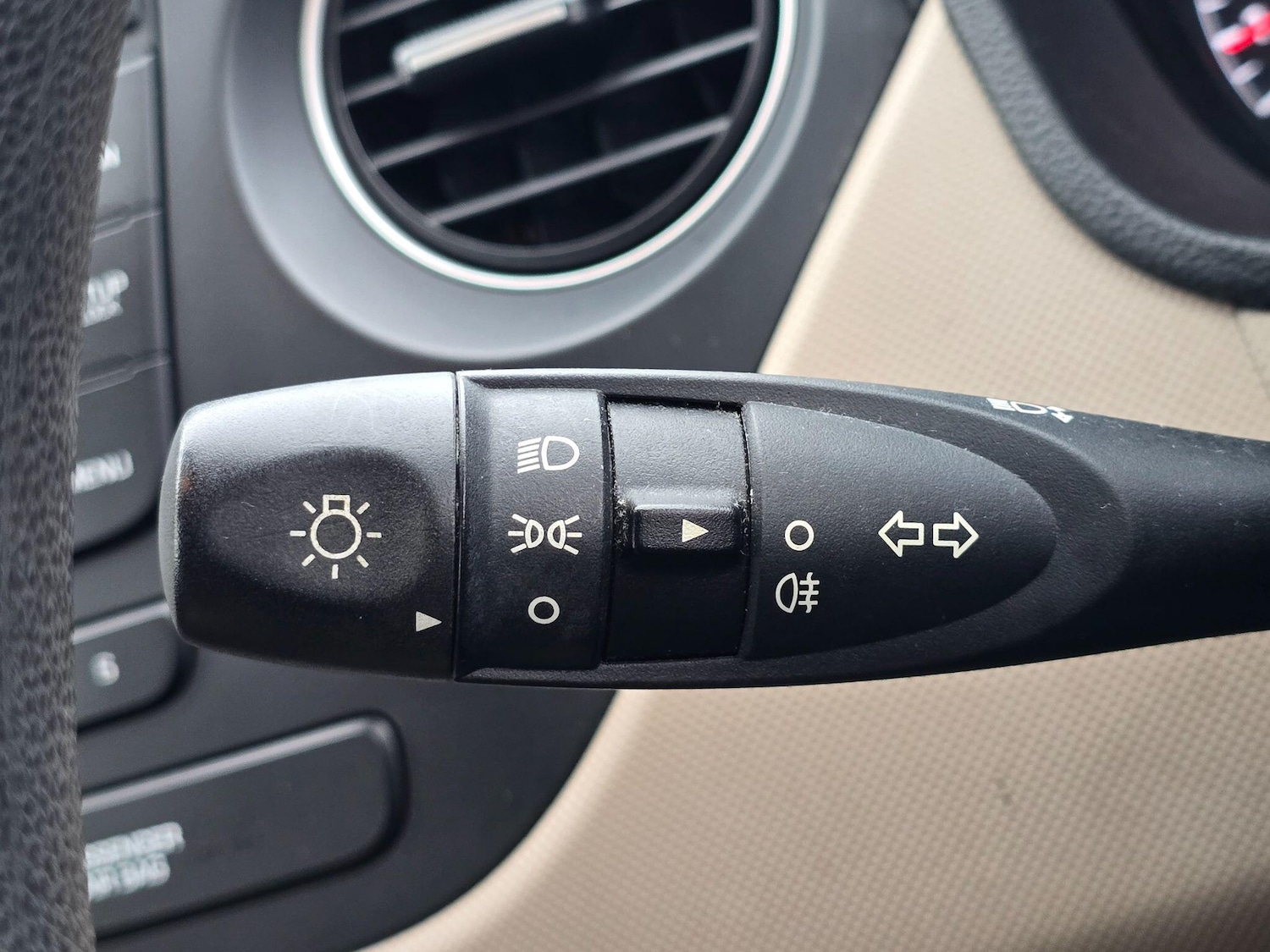 Used Hyundai i10 for sale - 76993807: Photo 25