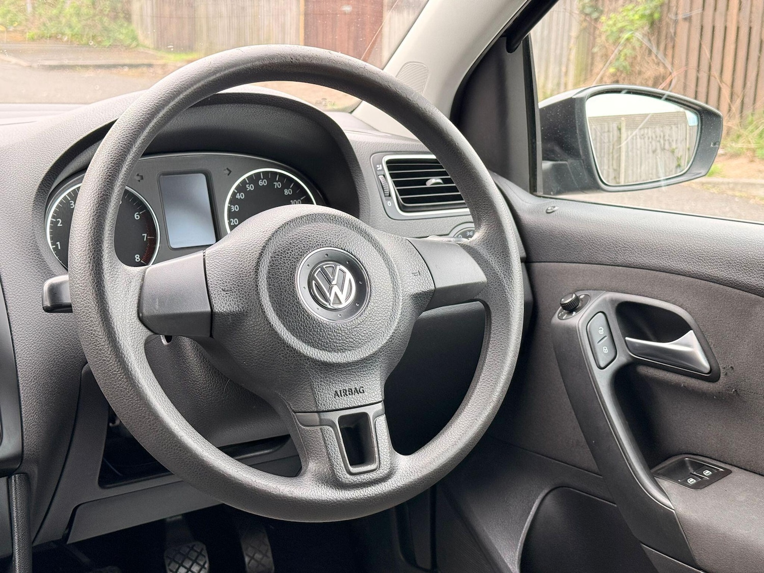 Used Volkswagen Polo for sale - 78220174: Photo 38