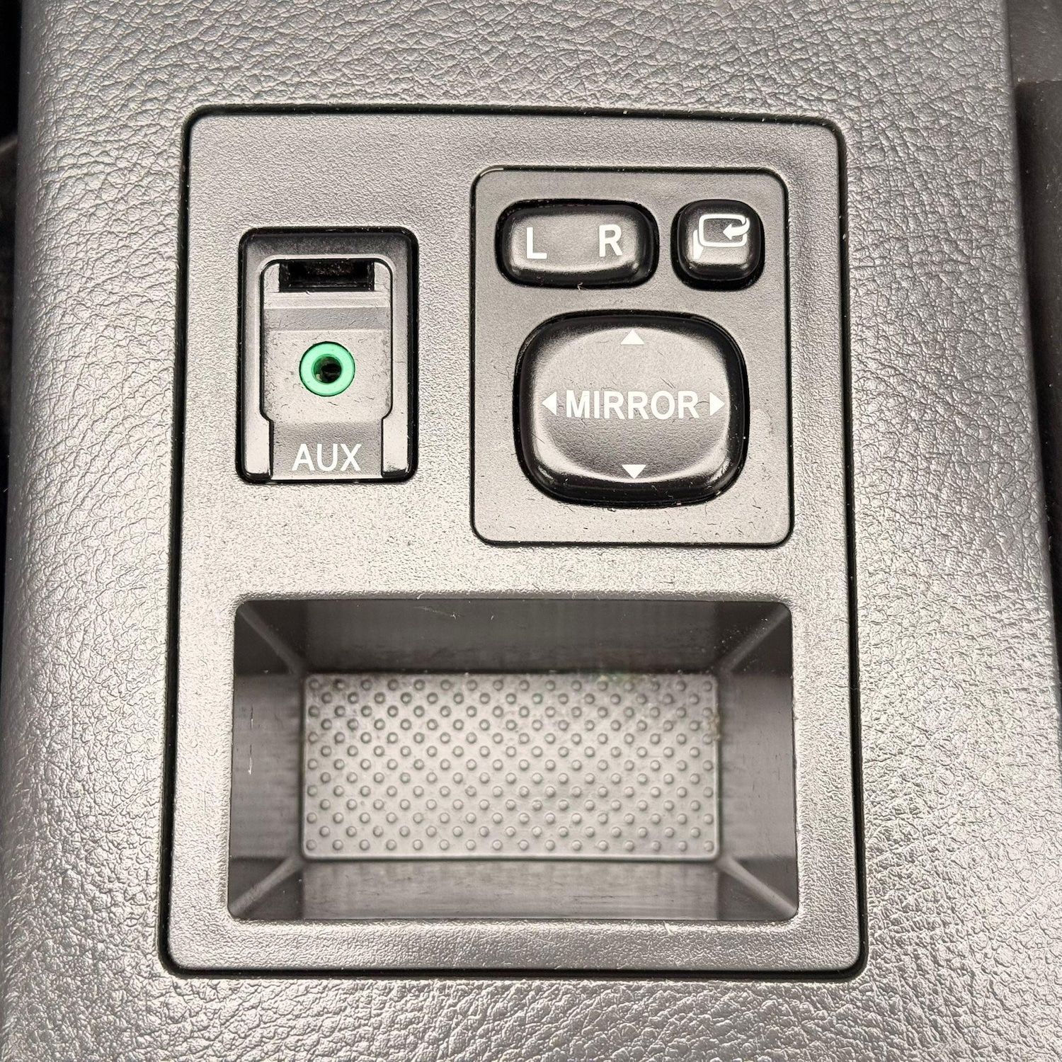 Used Toyota RAV4 2011 for sale - 78205018: Photo 31