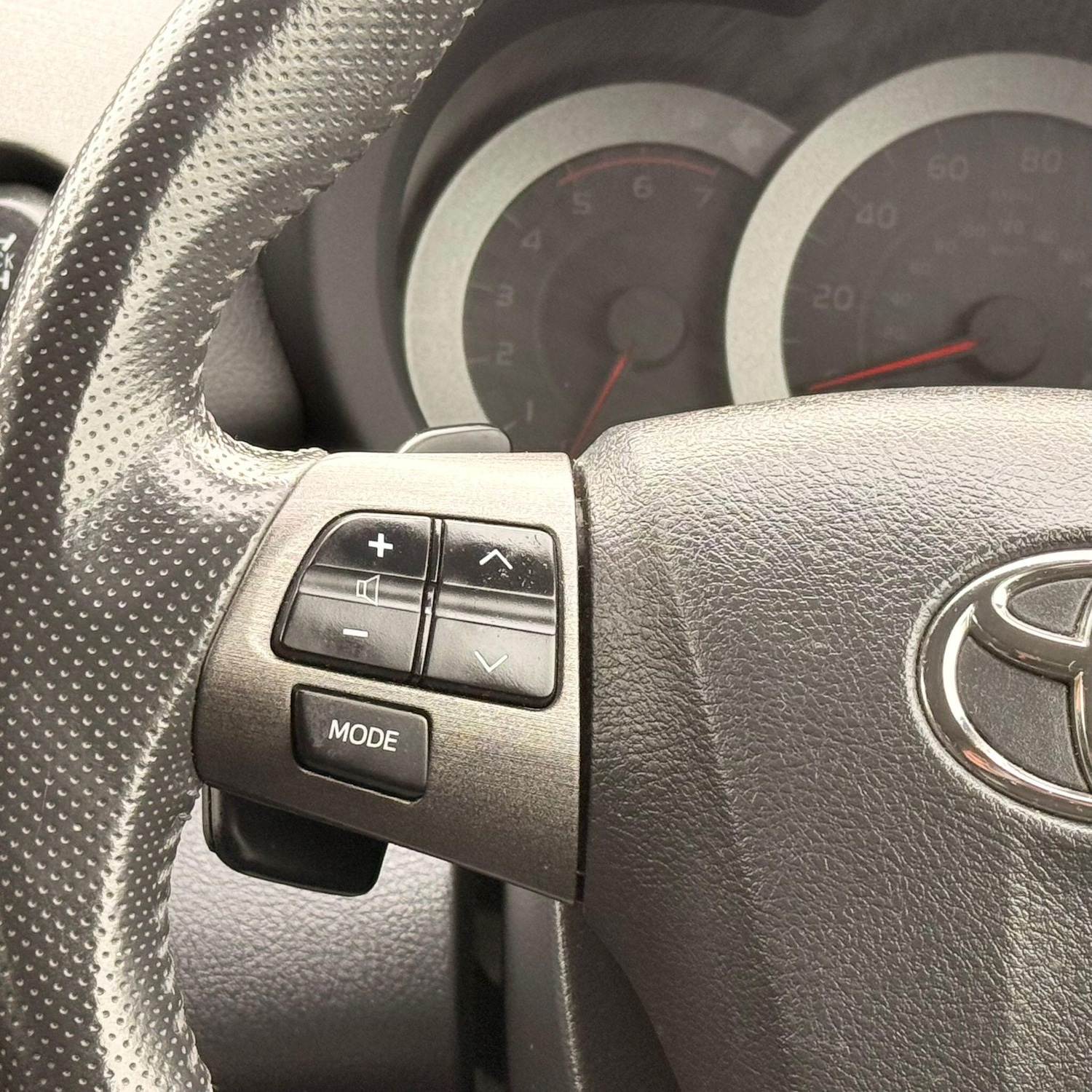 Used Toyota RAV4 2011 for sale - 78205018: Photo 33