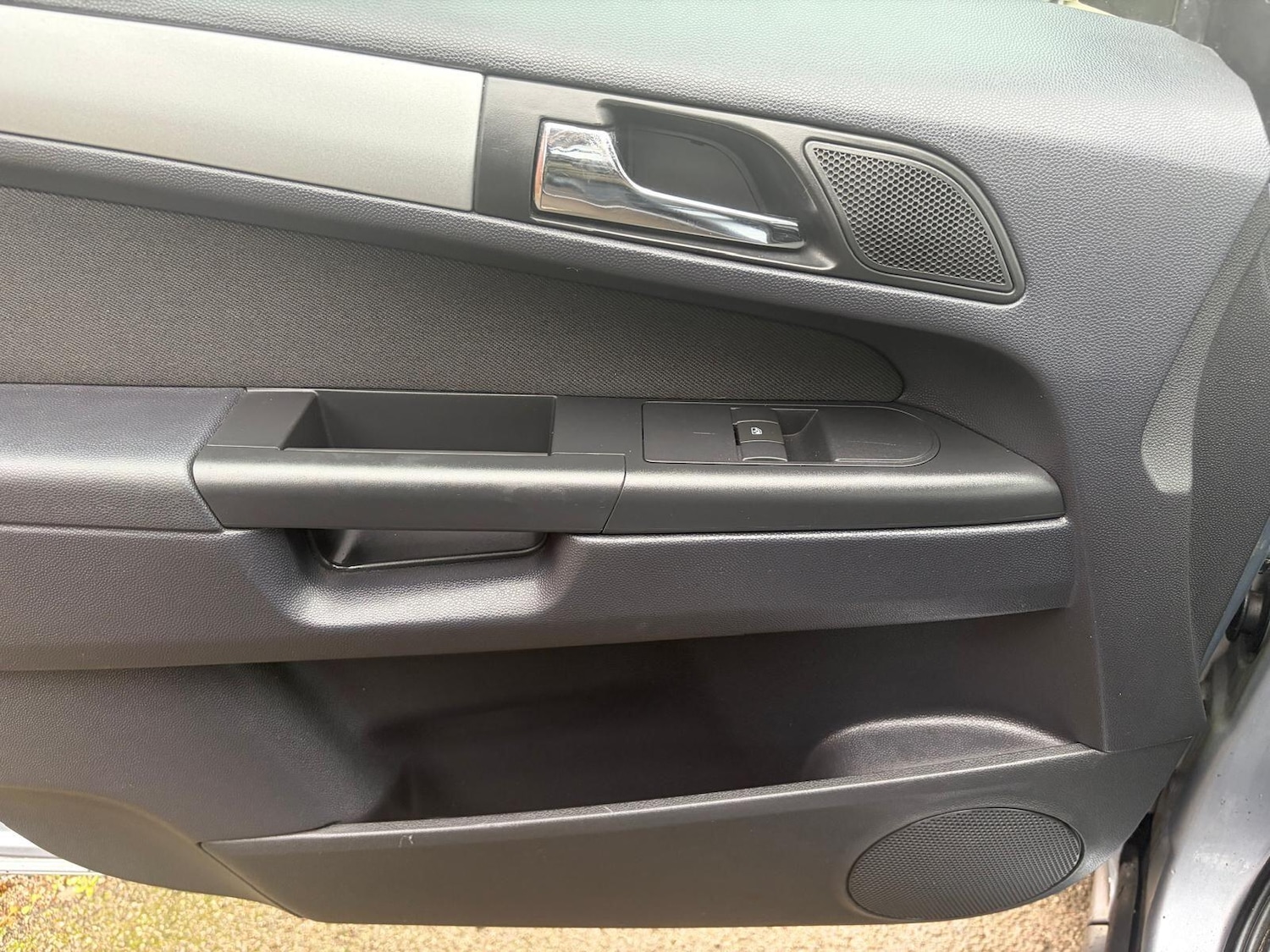 Used Vauxhall Zafira 2009 for sale - 77386658: Photo 39