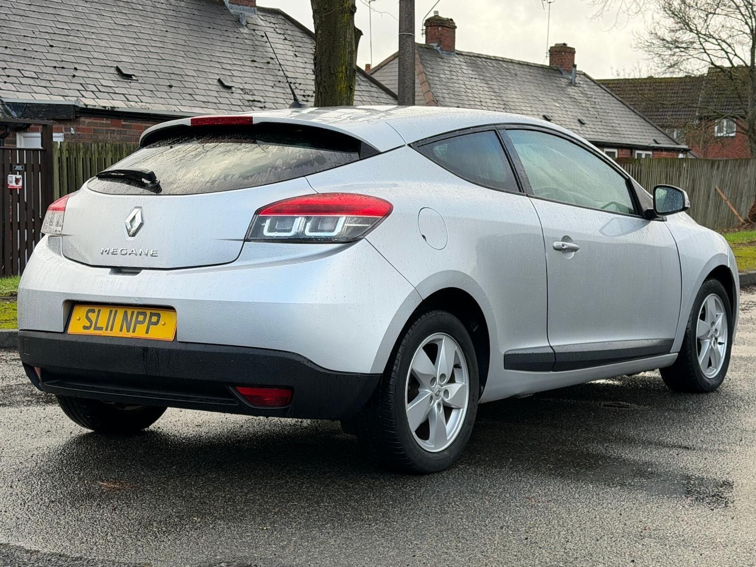 Used Renault Megane 2011 for sale - 76742804: Photo 10