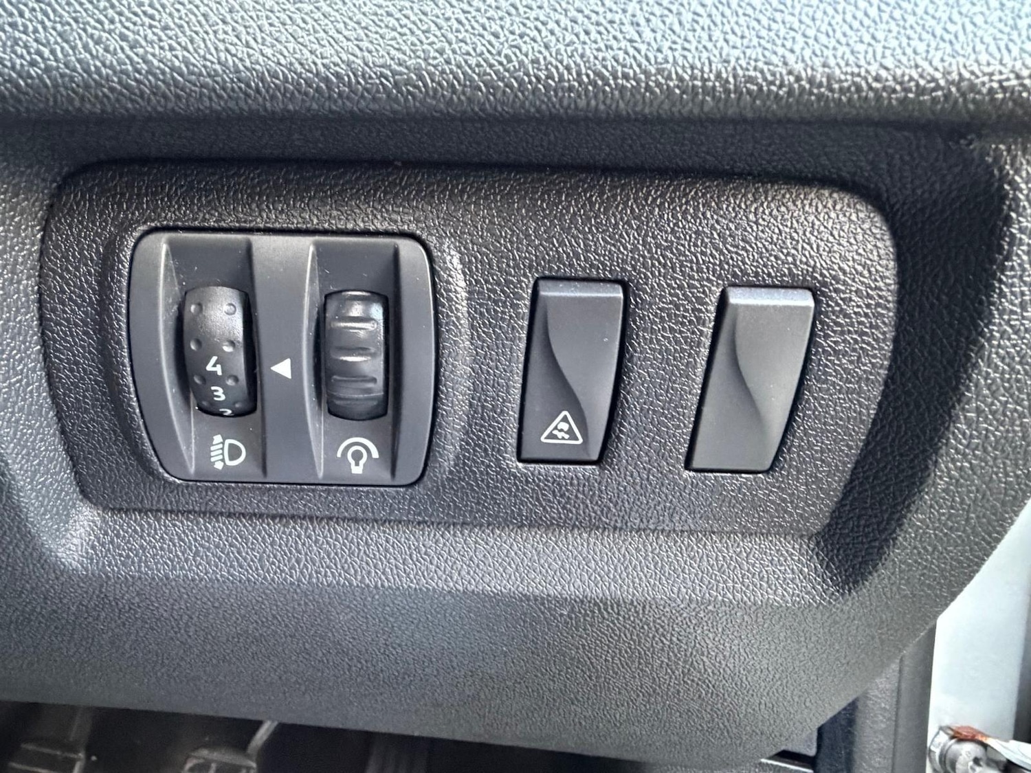 Used Renault Megane 2011 for sale - 76742804: Photo 19