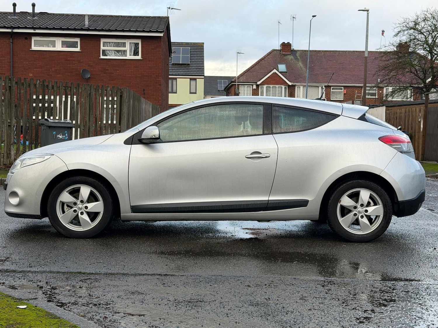 Used Renault Megane 2011 for sale - 76742804: Photo 6