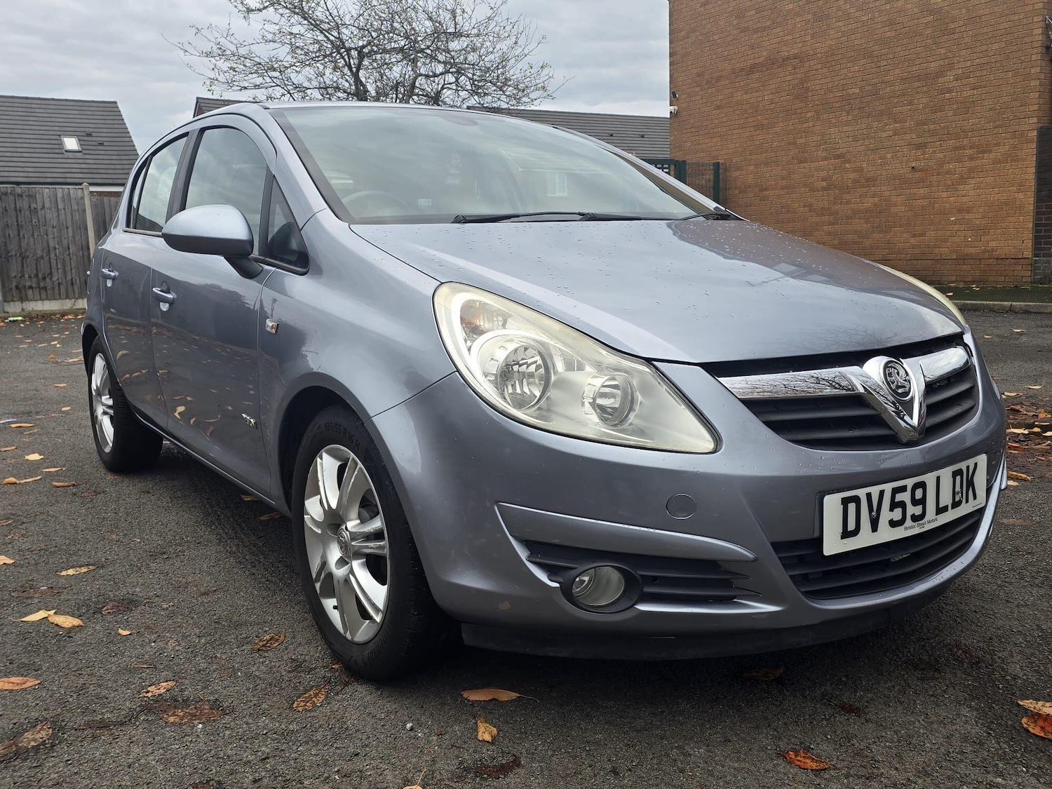Used Vauxhall Corsa for sale - 76485355: Photo 2