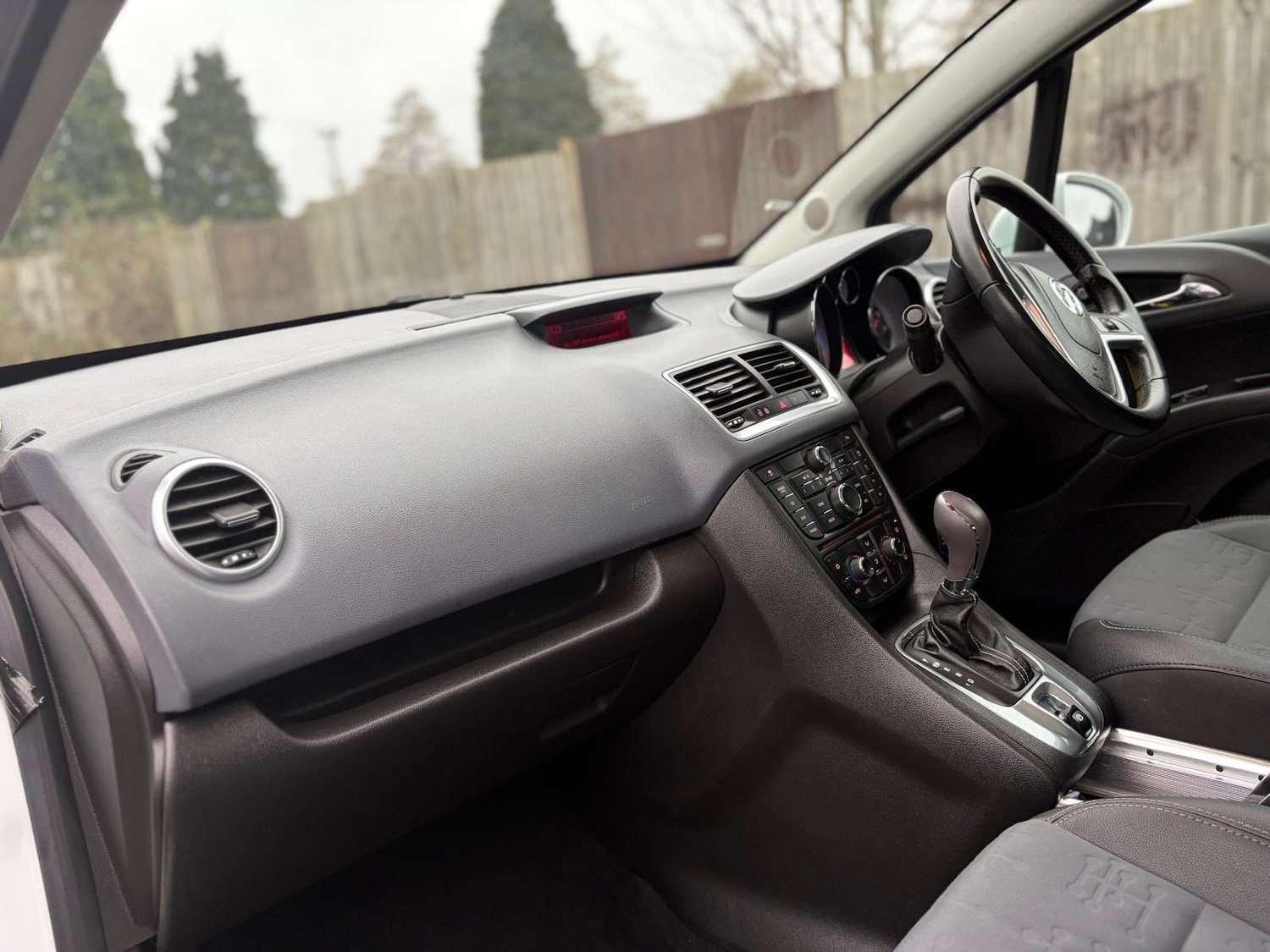 Used Vauxhall Meriva 2011 for sale - 77646549: Photo 26