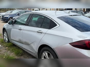 Used Vauxhall Insignia 2017 for sale - 79741638: Photo