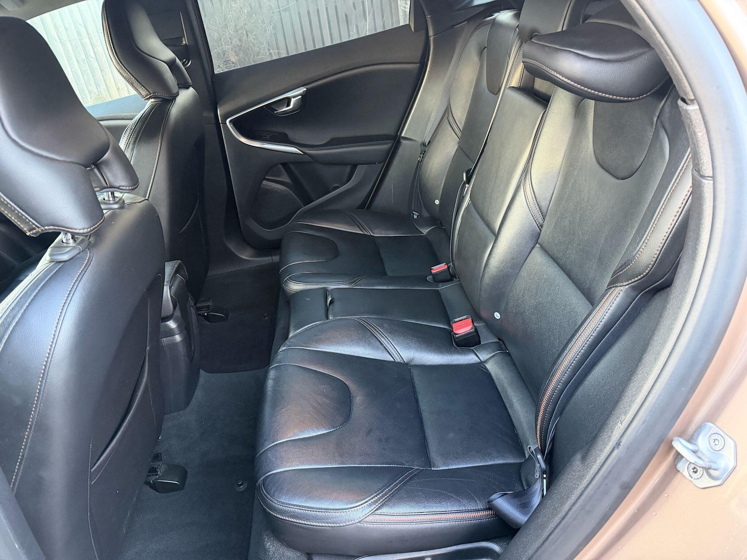 Used Volvo V40 Cross Country 2015 for sale - 76753269: Photo 18