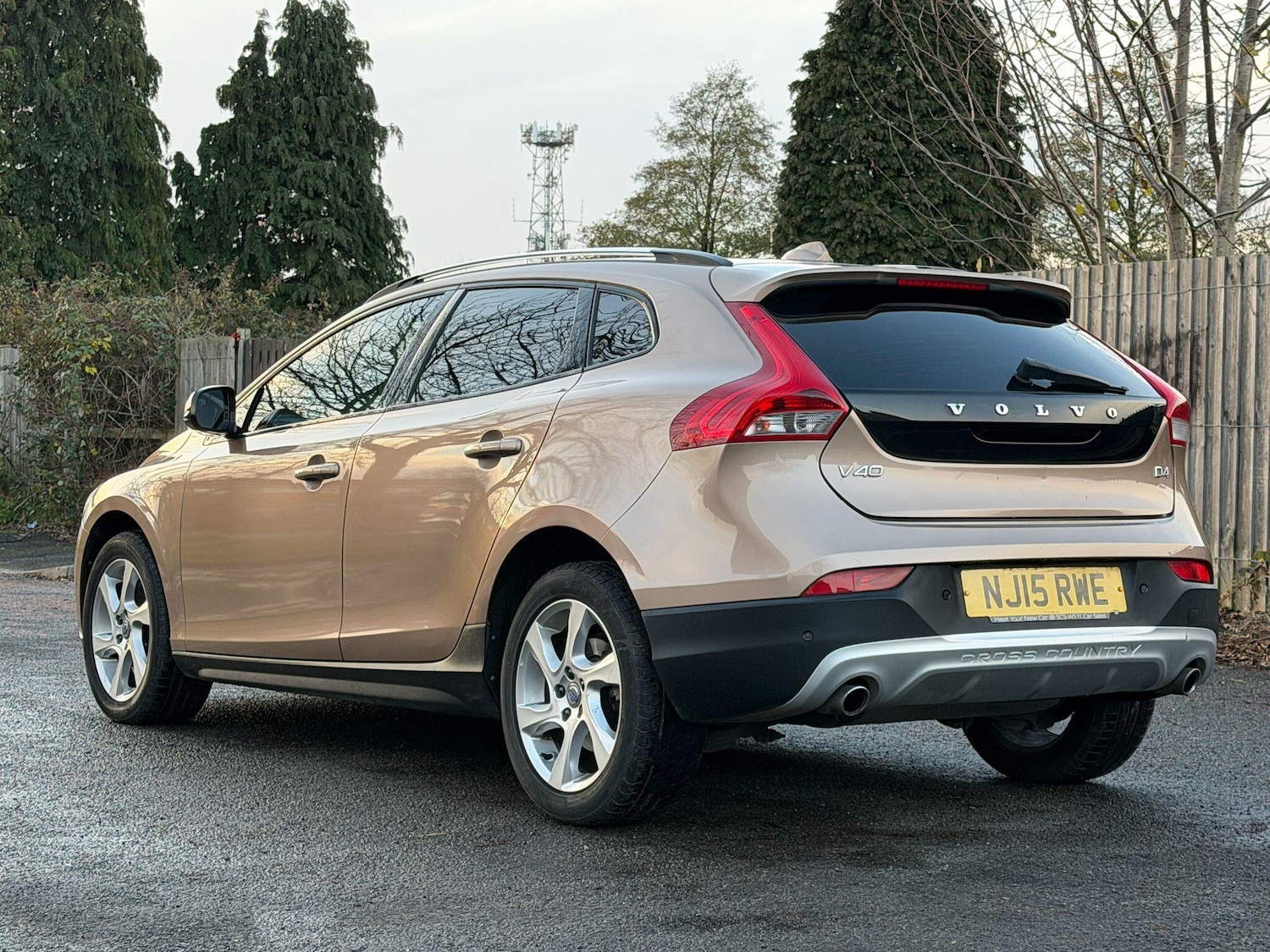 Used Volvo V40 Cross Country 2015 for sale - 76753269: Photo 5