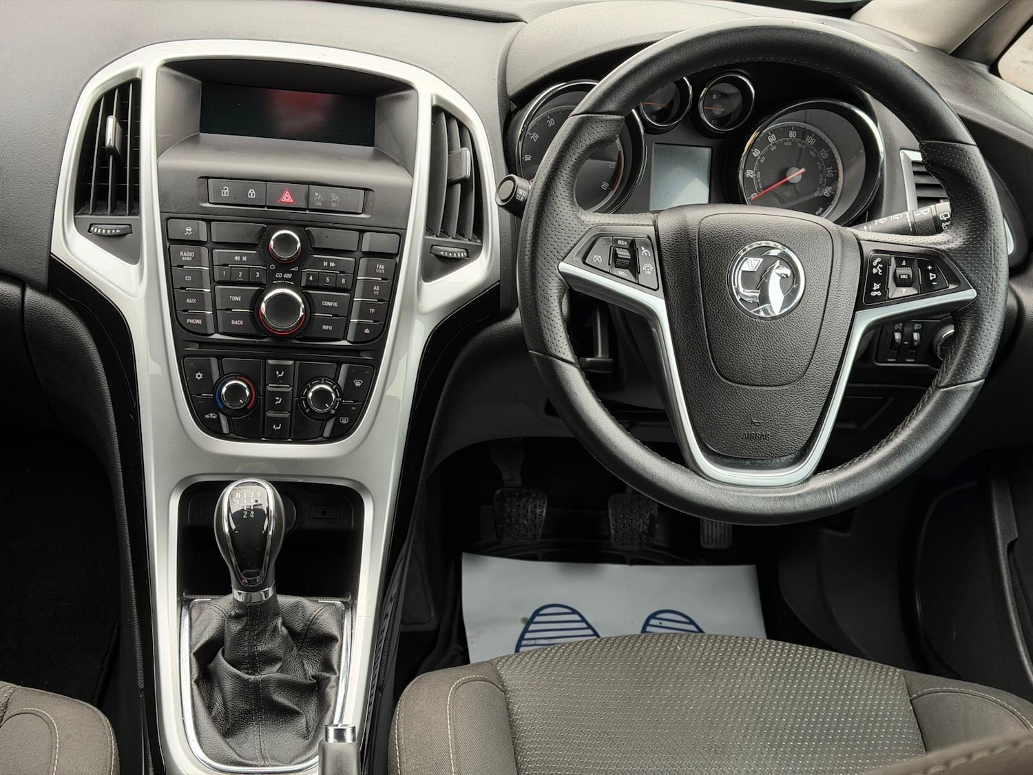 Used Vauxhall Astra 2013 for sale - 77331837: Photo 13