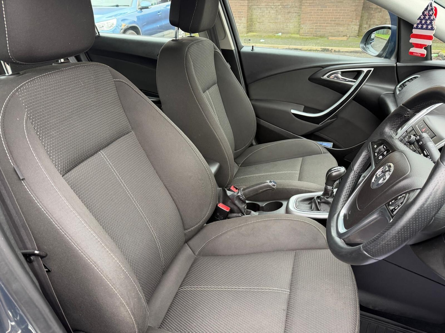 Used Vauxhall Astra 2013 for sale - 77331837: Photo 16