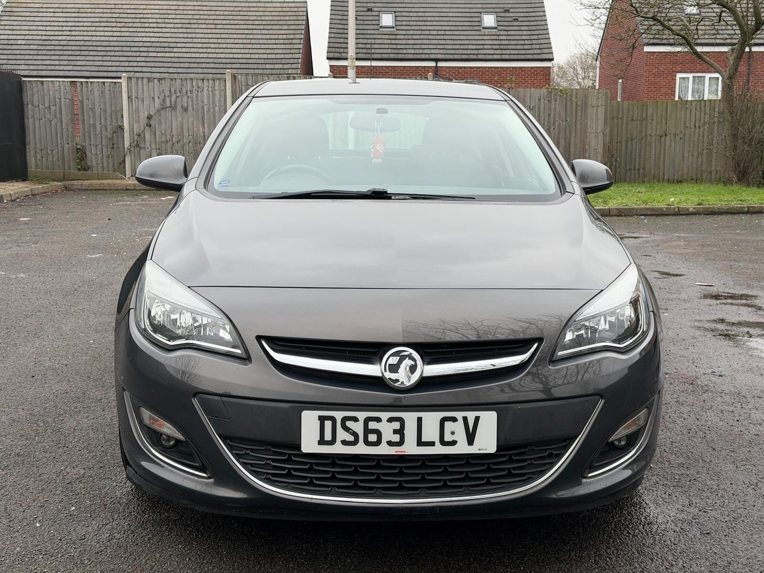 Used Vauxhall Astra 2013 for sale - 77331837: Photo 2
