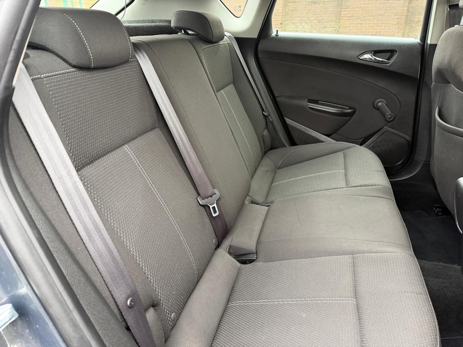 Used Vauxhall Astra 2013 for sale - 77331837: Photo 20