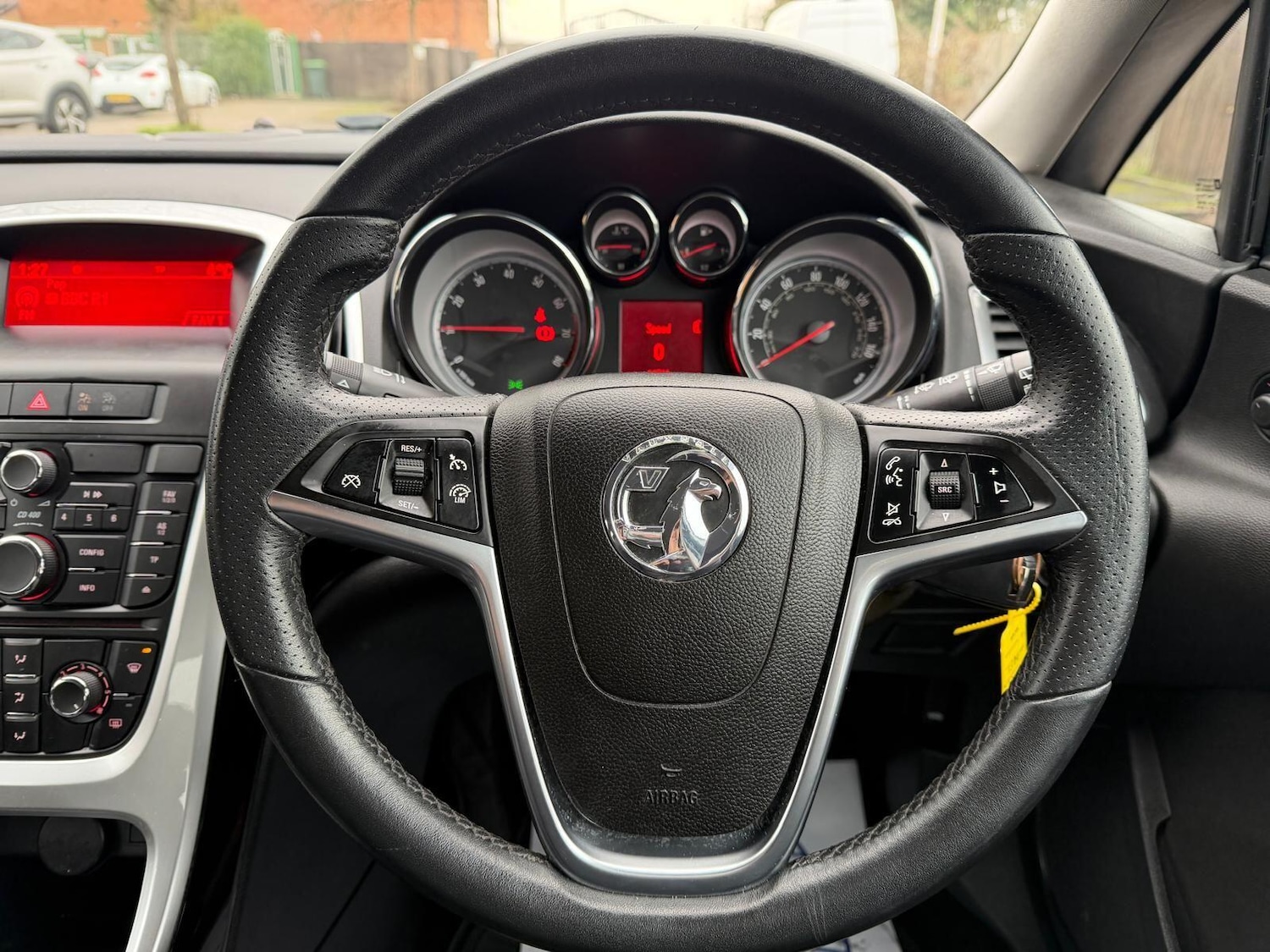 Used Vauxhall Astra 2013 for sale - 77331837: Photo 39